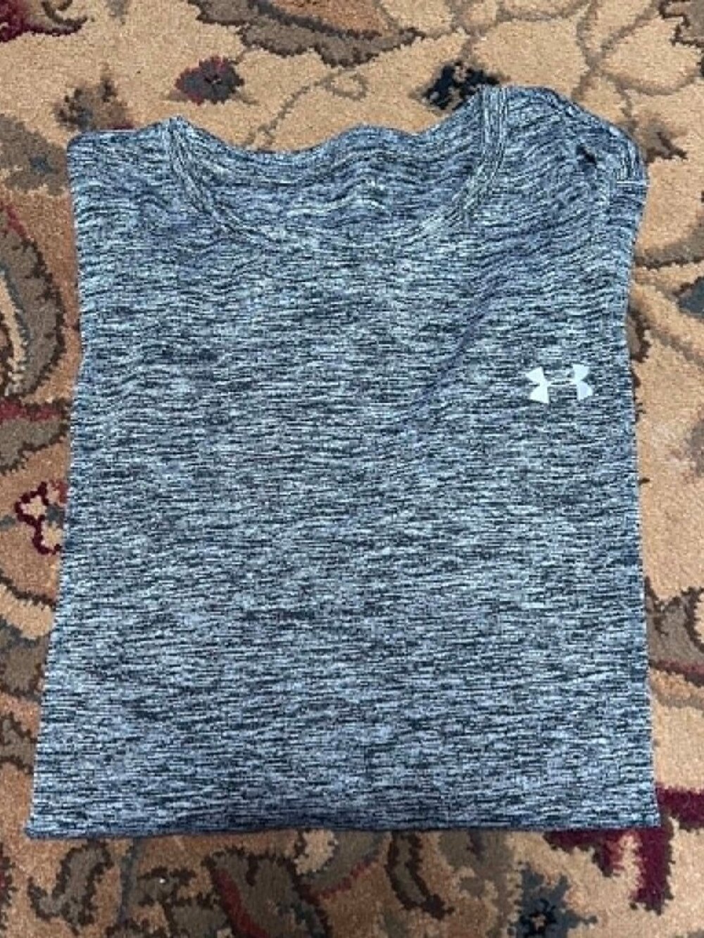 Under Armour L long sleeve